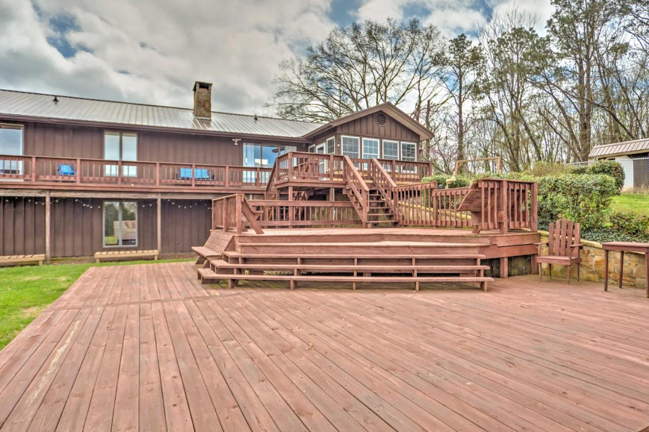 Monticello Home With Multi-Level Deck On 2 Acres! Экстерьер фото